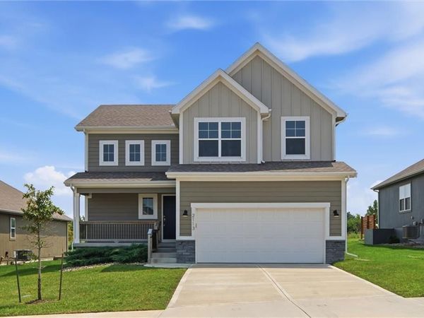 2113 SW Rutherford Drive, Lee's Summit, MO 64082