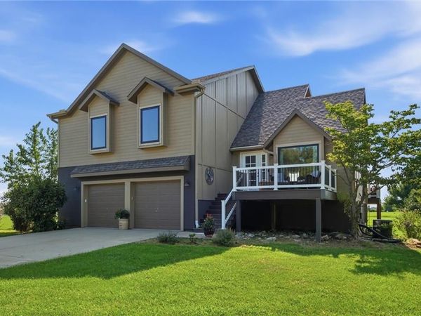 27520 Normandy Road, Louisburg, KS 66053