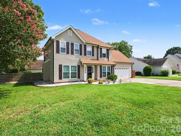 4828 Asherton Place NW, Concord, NC 28027