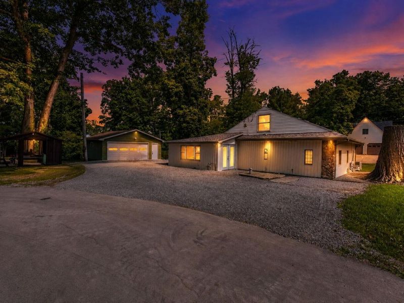 9885 Blackhawk Drive, Huntsville, OH 43324 Photo 2