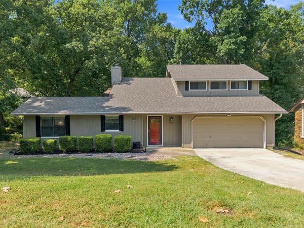 1300 Oak Road, Catoosa, OK 74015