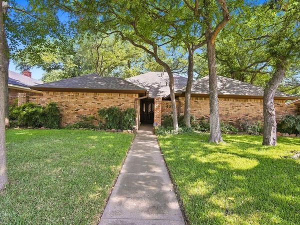 4307 Churchwood Drive, Arlington, TX 76016