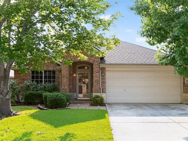 8562 Robertson Drive, Frisco, TX 75036