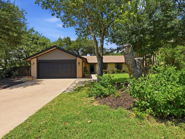 8005 Red Willow DR, Austin, TX 78736