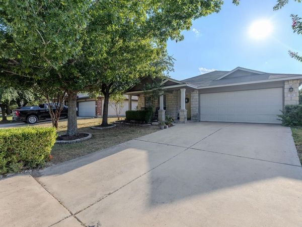 114 Creston ST, Hutto, TX 78634
