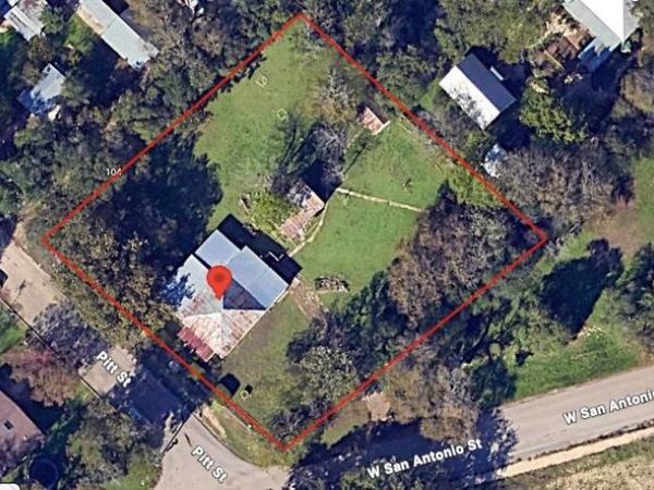 102 Pitt, San Marcos, TX 78666