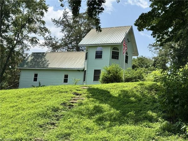 137 Old Rockford Road, Dobson, NC 27017