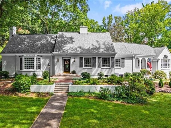 3400 Starmount Drive, Greensboro, NC 27403