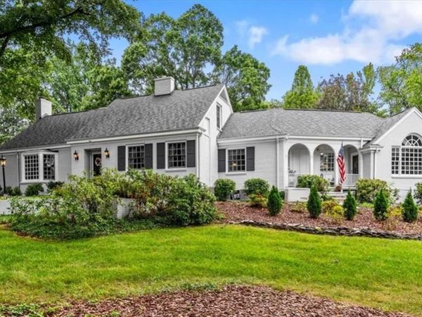 3400 Starmount Drive, Greensboro, NC 27403