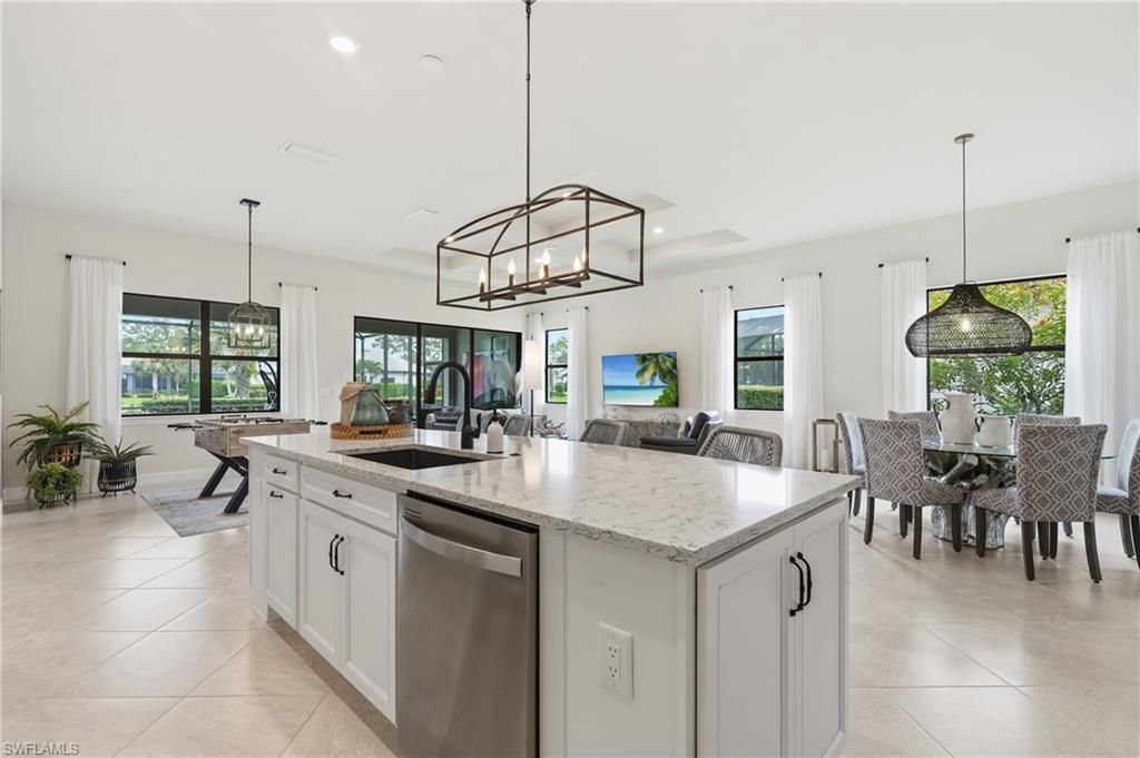 8877 Horned Lark Dr, Naples, FL 34120 Photo