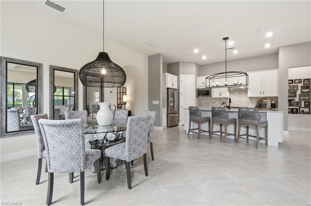 8877 Horned Lark Dr, Naples, FL 34120 Photo