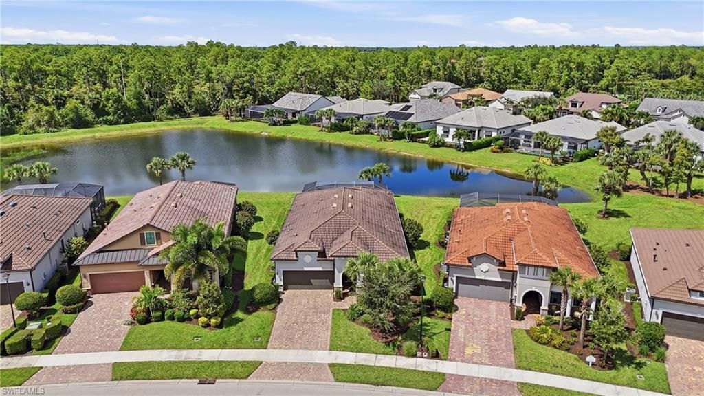 8877 Horned Lark Dr, Naples, FL 34120 Photo