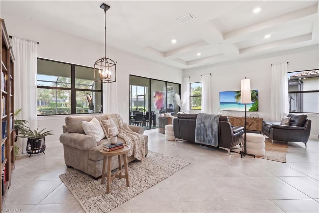 8877 Horned Lark Dr, Naples, FL 34120 Photo