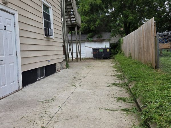 1072 27th Street, Des Moines, IA 50311