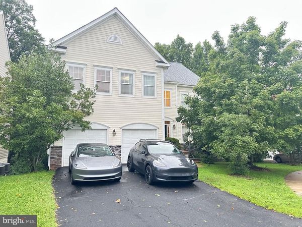 8212 CALM POND COURT, MANASSAS, VA 20111
