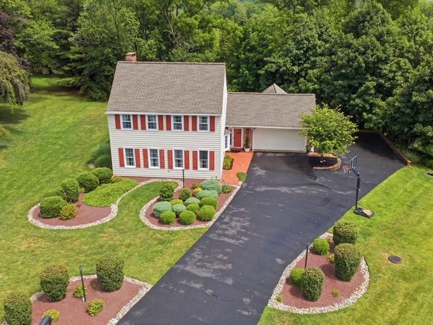 113 Hayhurst Court, Holland, PA 18966 Main Photo