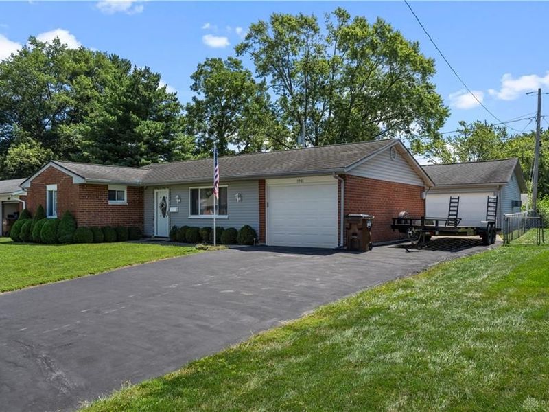 1901 Connecticut Drive, Xenia, OH 45385 Photo 2