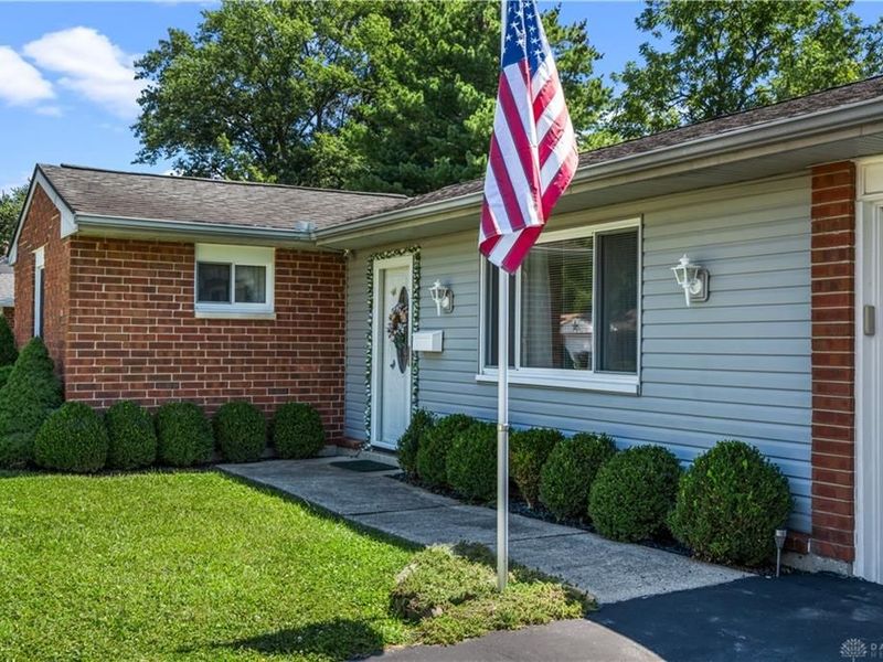 1901 Connecticut Drive, Xenia, OH 45385 Photo 6