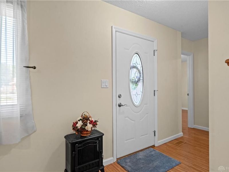 1901 Connecticut Drive, Xenia, OH 45385 Photo 7