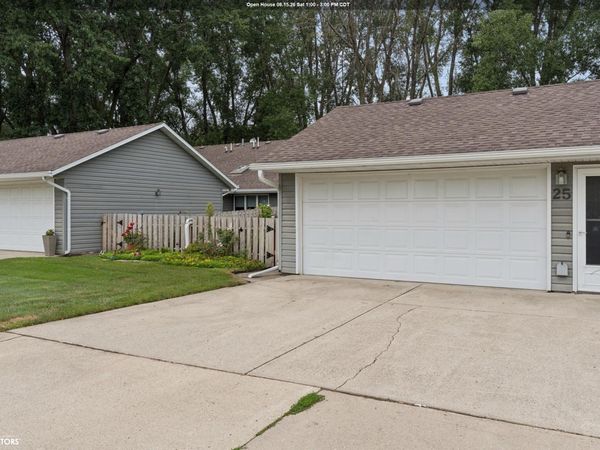 380 S Yorktown Pike, Unit 25, Mason City, IA 50401