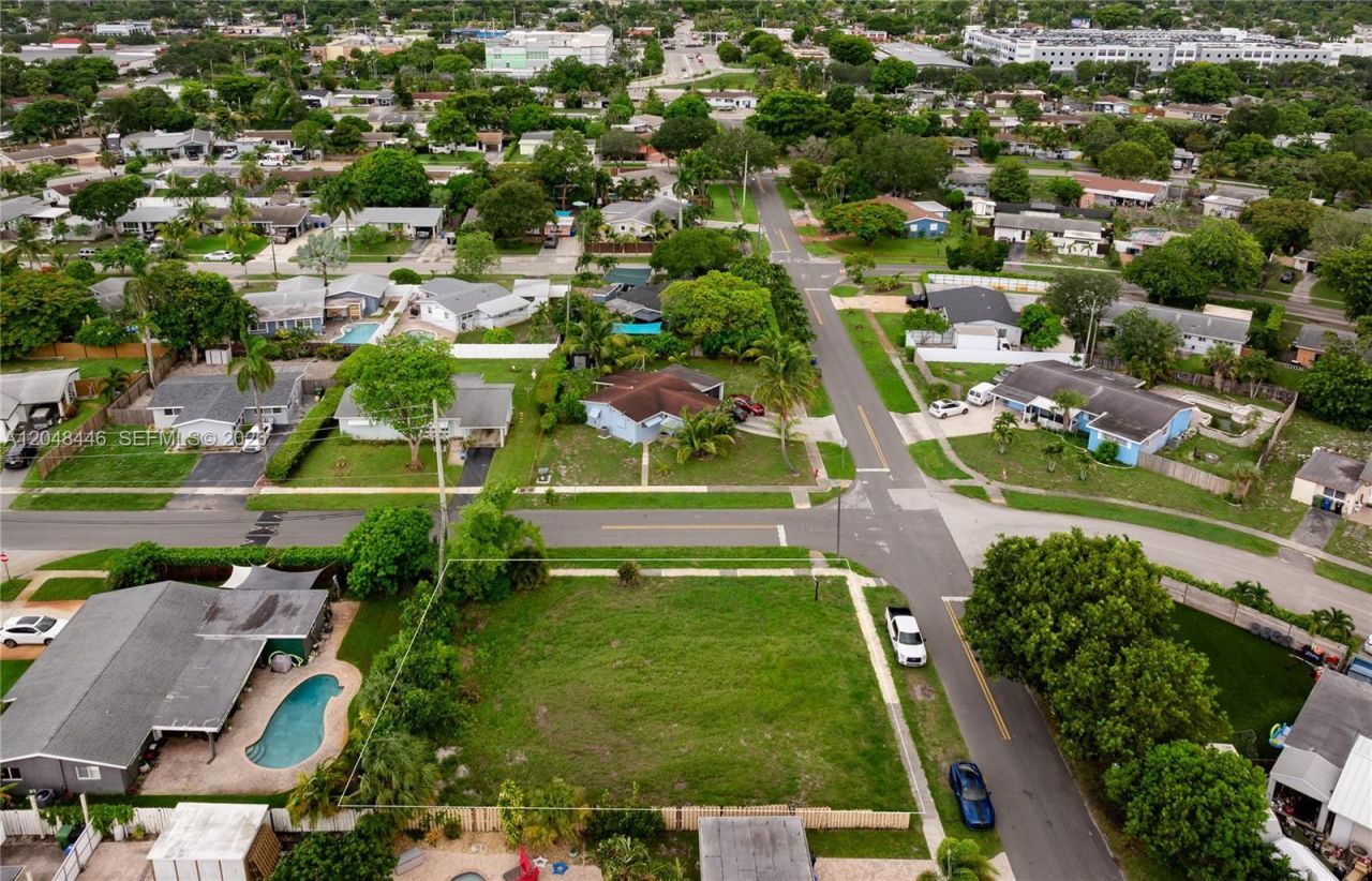 3644 SW 21st Street , Fort Lauderdale, FL 33312 Photo