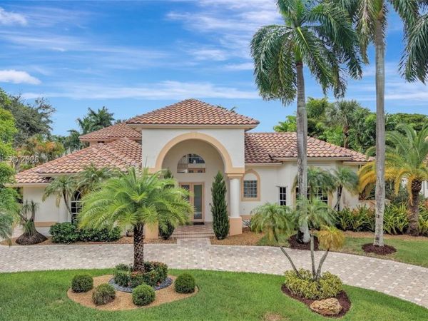 12127 NW 9th Dr , Coral Springs, FL 33071