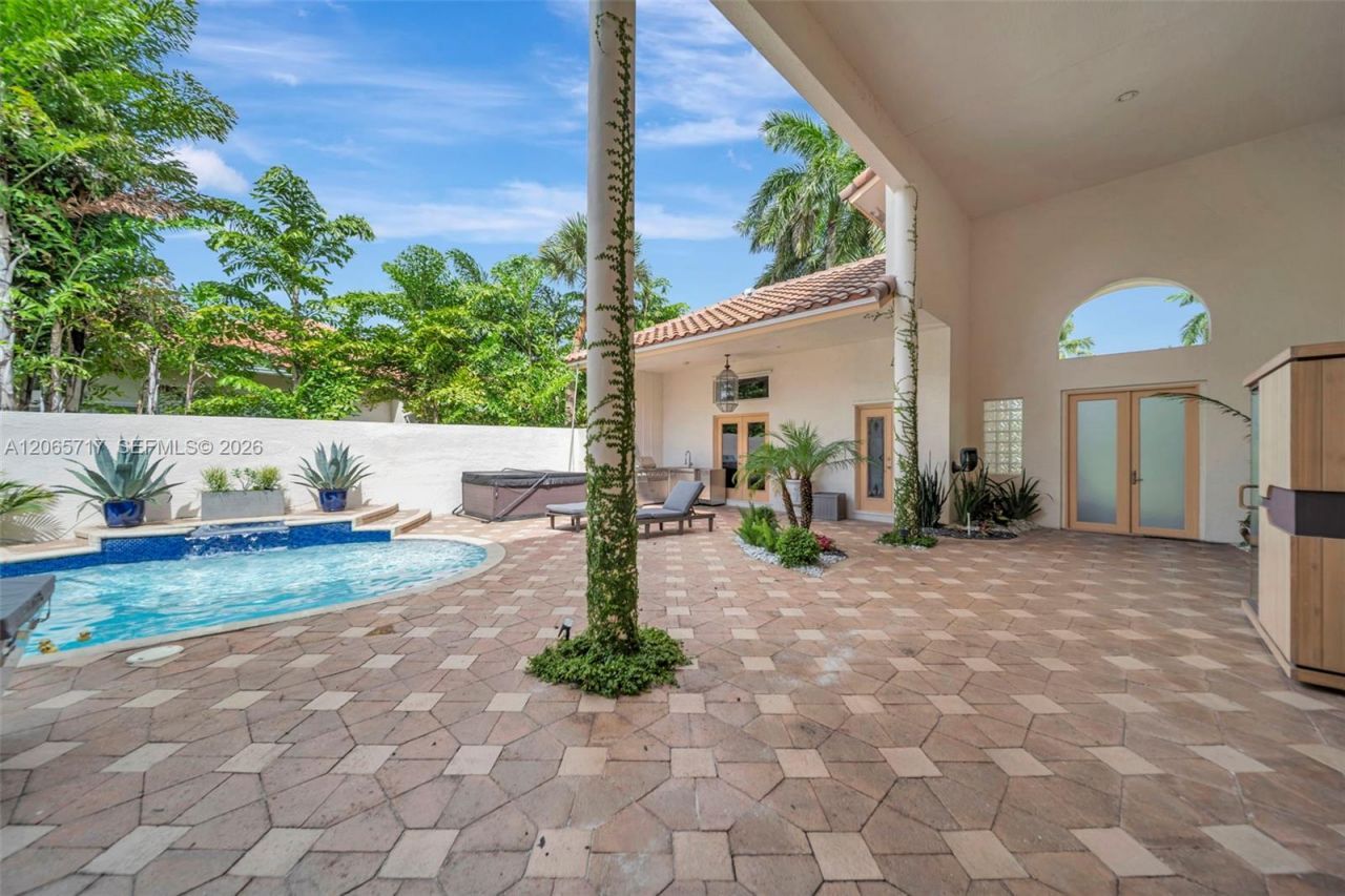12127 NW 9th Dr, Coral Springs, FL 33071 Photo