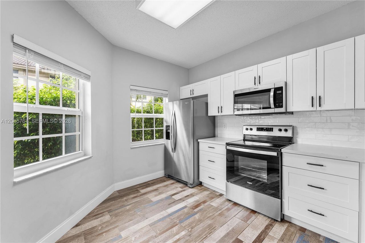 6649 Via Regina , Unit #, Boca Raton, FL 33433 Photo