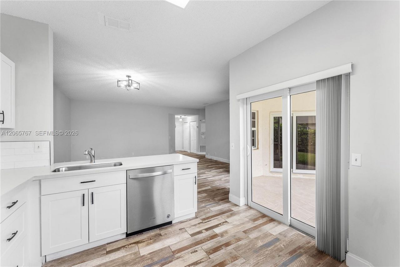 6649 Via Regina , Unit #, Boca Raton, FL 33433 Photo