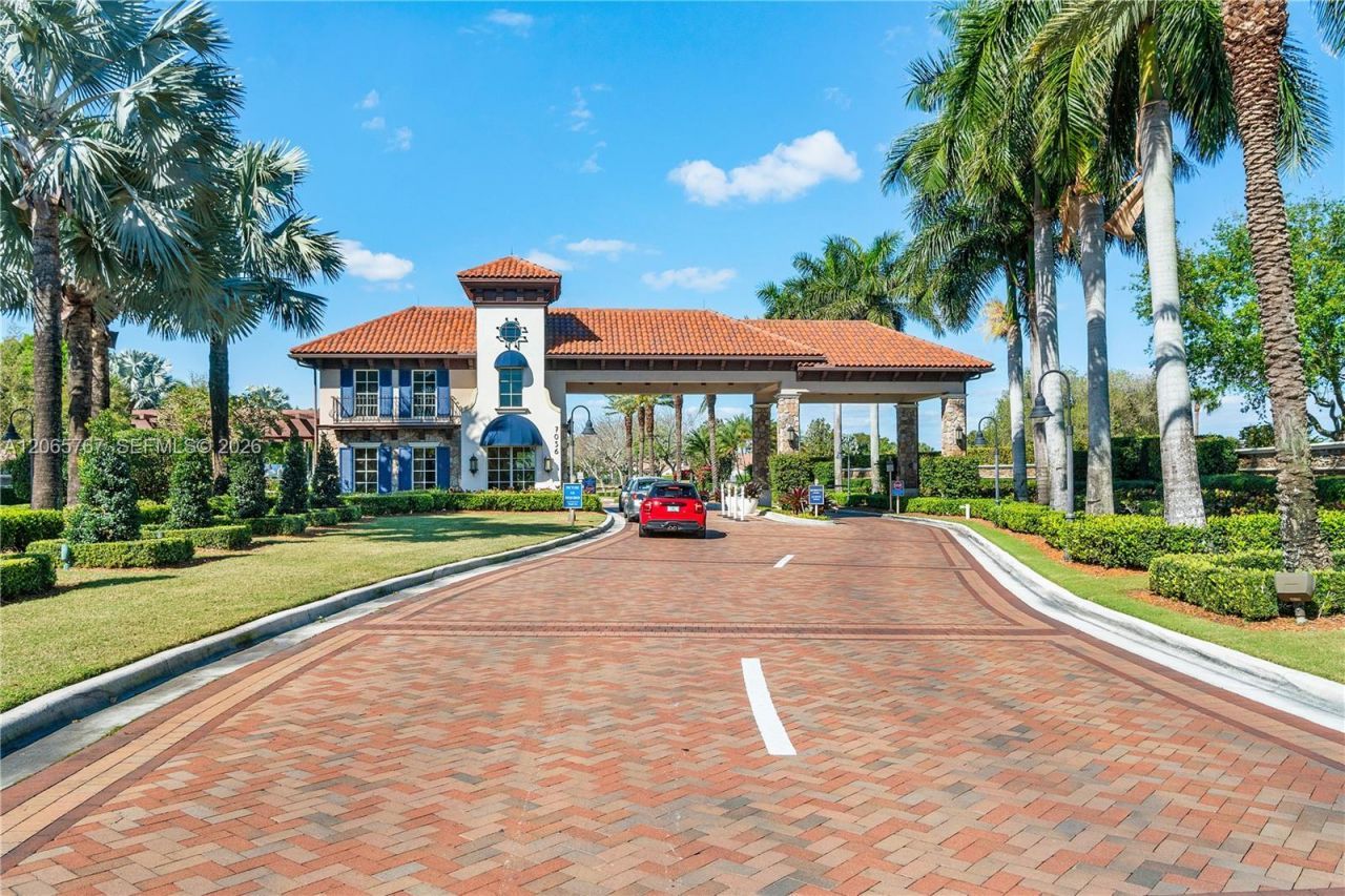 6649 Via Regina , Unit #, Boca Raton, FL 33433 Photo