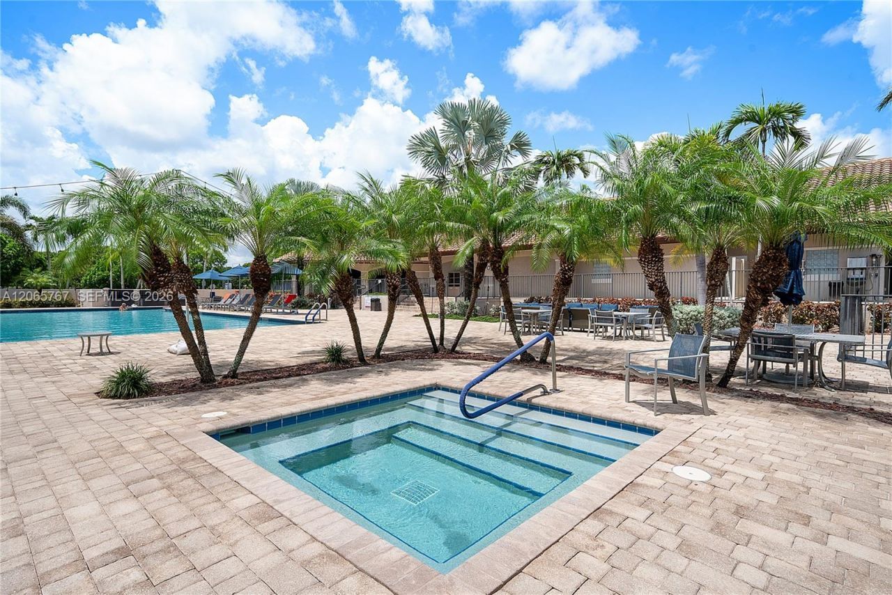 6649 Via Regina , Unit #, Boca Raton, FL 33433 Photo