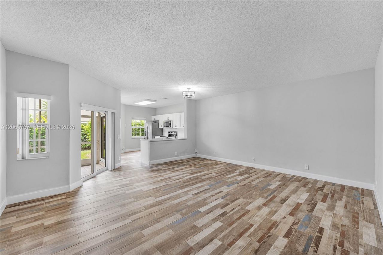 6649 Via Regina , Unit #, Boca Raton, FL 33433 Photo