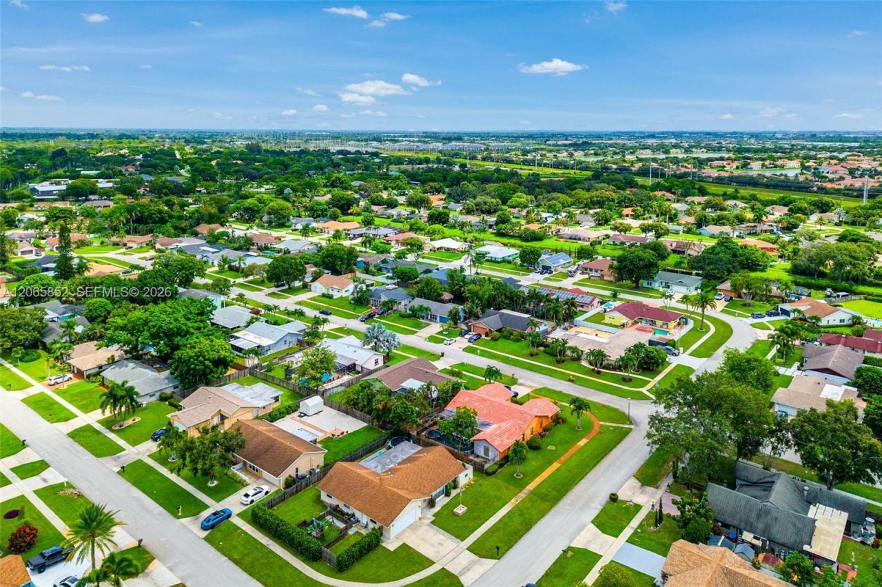 1250 Belmore Ter , Wellington, FL 33414 Photo