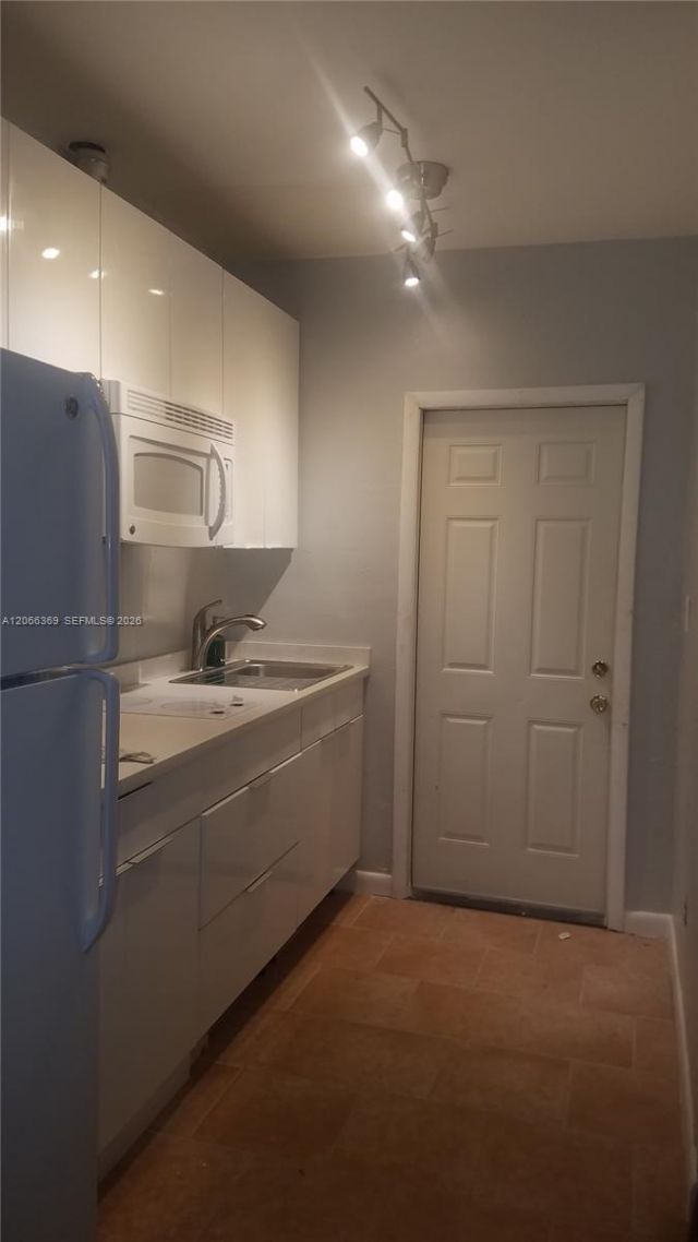 1921 N 50th Ave, Unit 1921, Hollywood, FL 33021 Photo