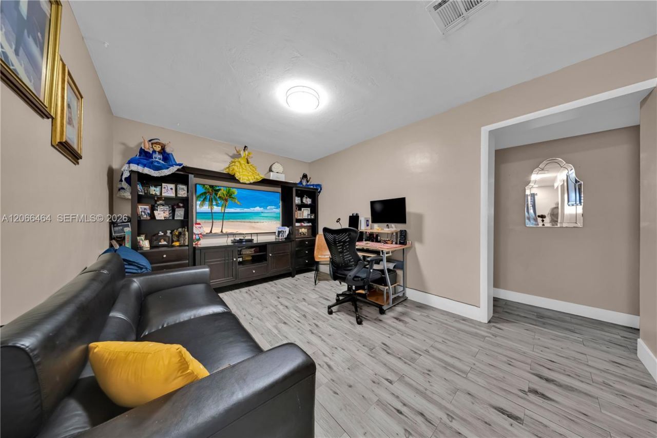 3291 NW 207th St, Miami Gardens, FL 33056 Photo