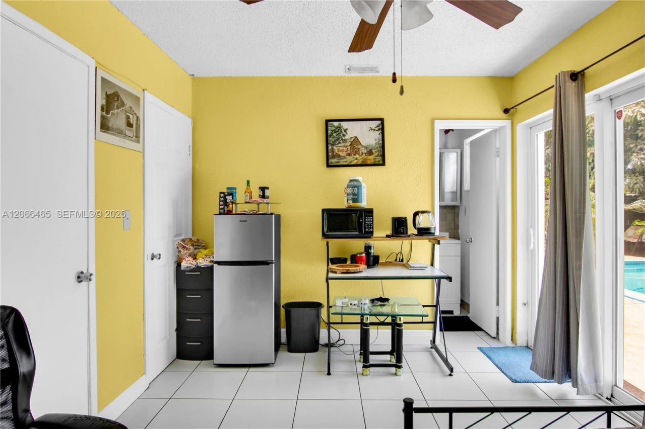 1650 NW 1st Way, Pompano Beach, FL 33060 Photo