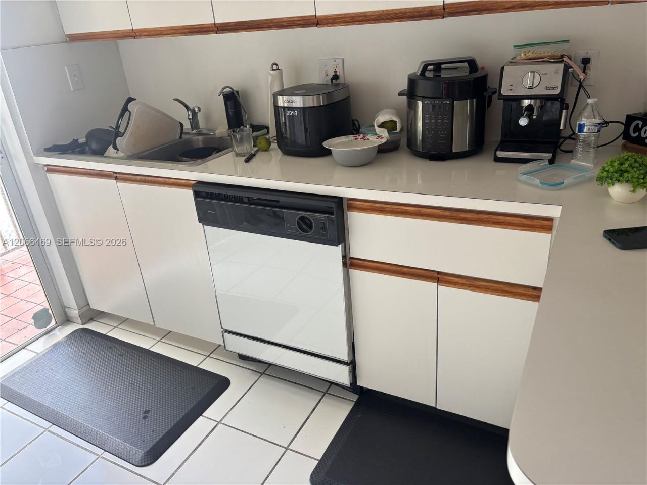 6910 NW 173rd Dr , Unit 1008, Hialeah, FL 33015 Photo