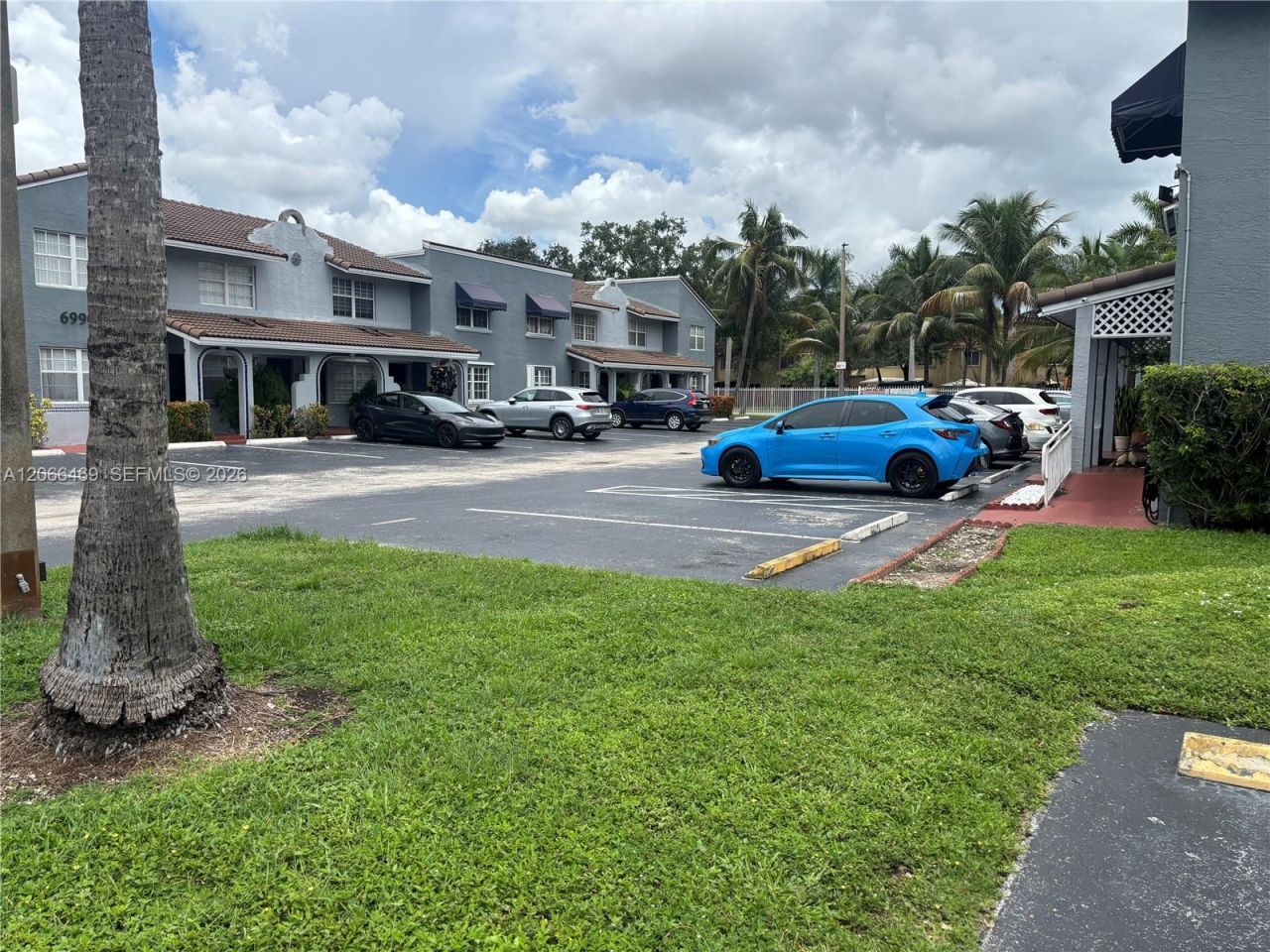 6910 NW 173rd Dr , Unit 1008, Hialeah, FL 33015 Photo