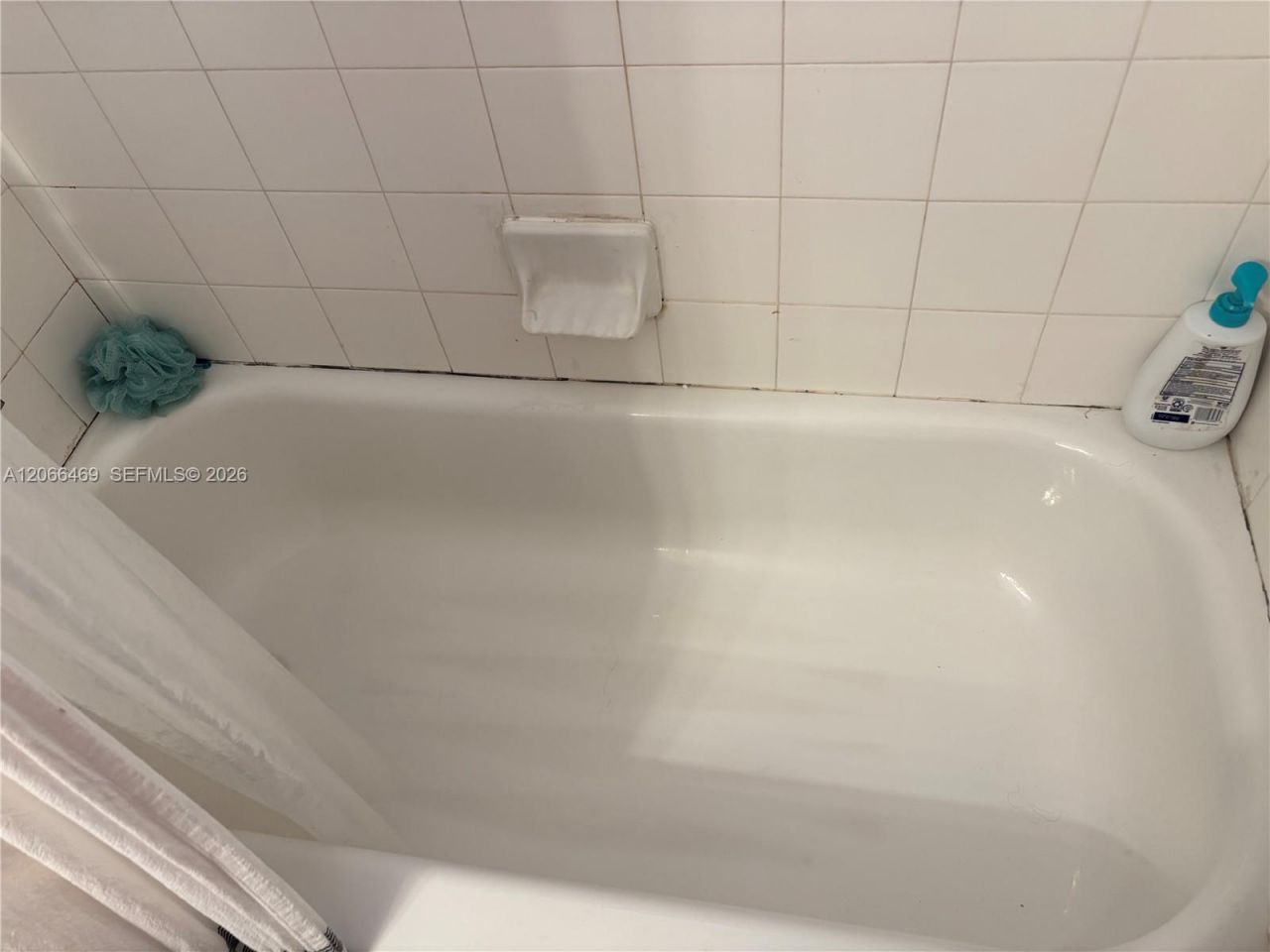 6910 NW 173rd Dr , Unit 1008, Hialeah, FL 33015 Photo