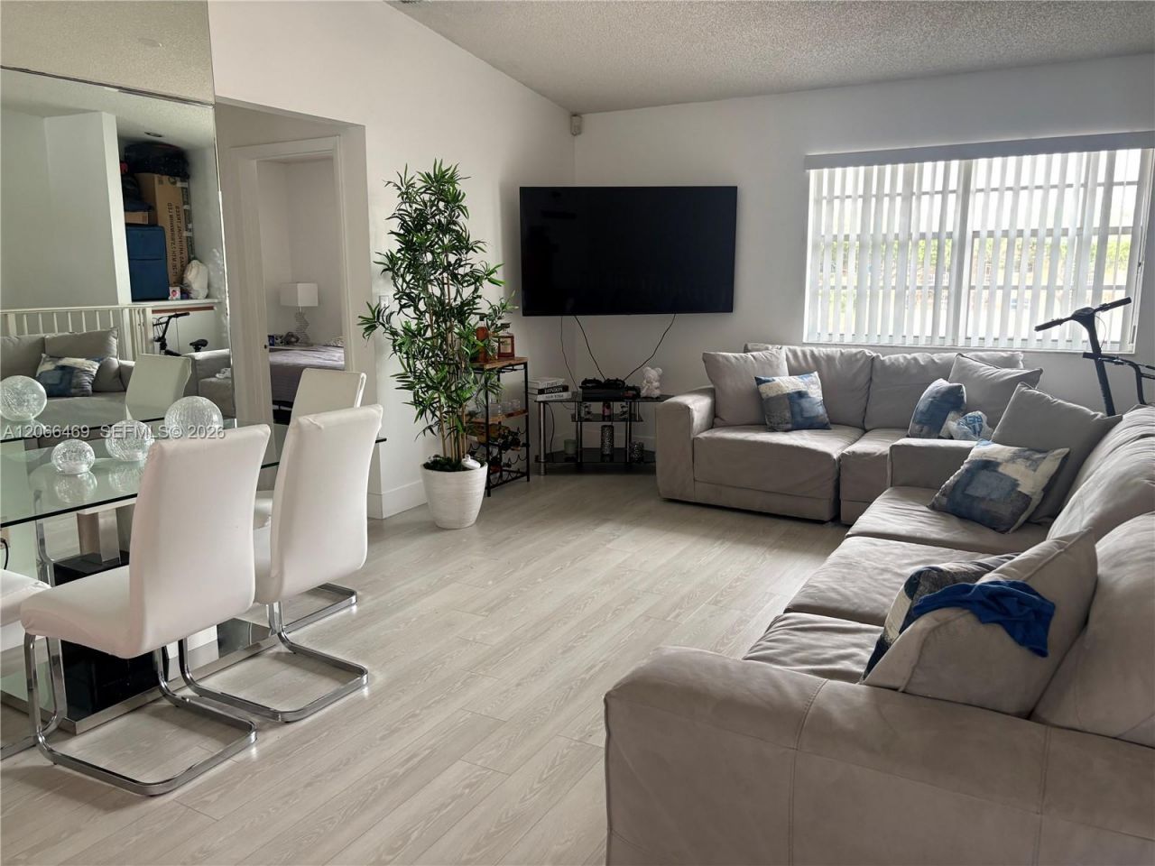 6910 NW 173rd Dr , Unit 1008, Hialeah, FL 33015 Photo