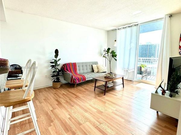 275 NE 18th St, Unit 2004, Miami, FL 33132