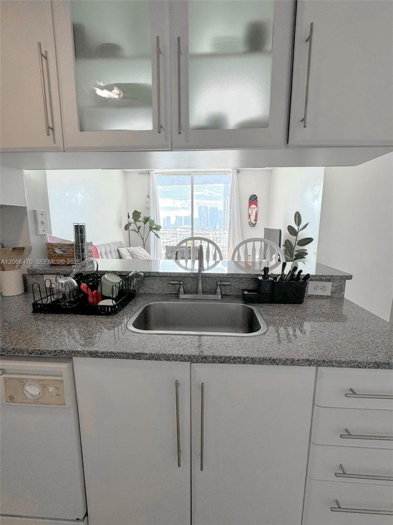 275 NE 18th St, Unit 2004, Miami, FL 33132 Photo