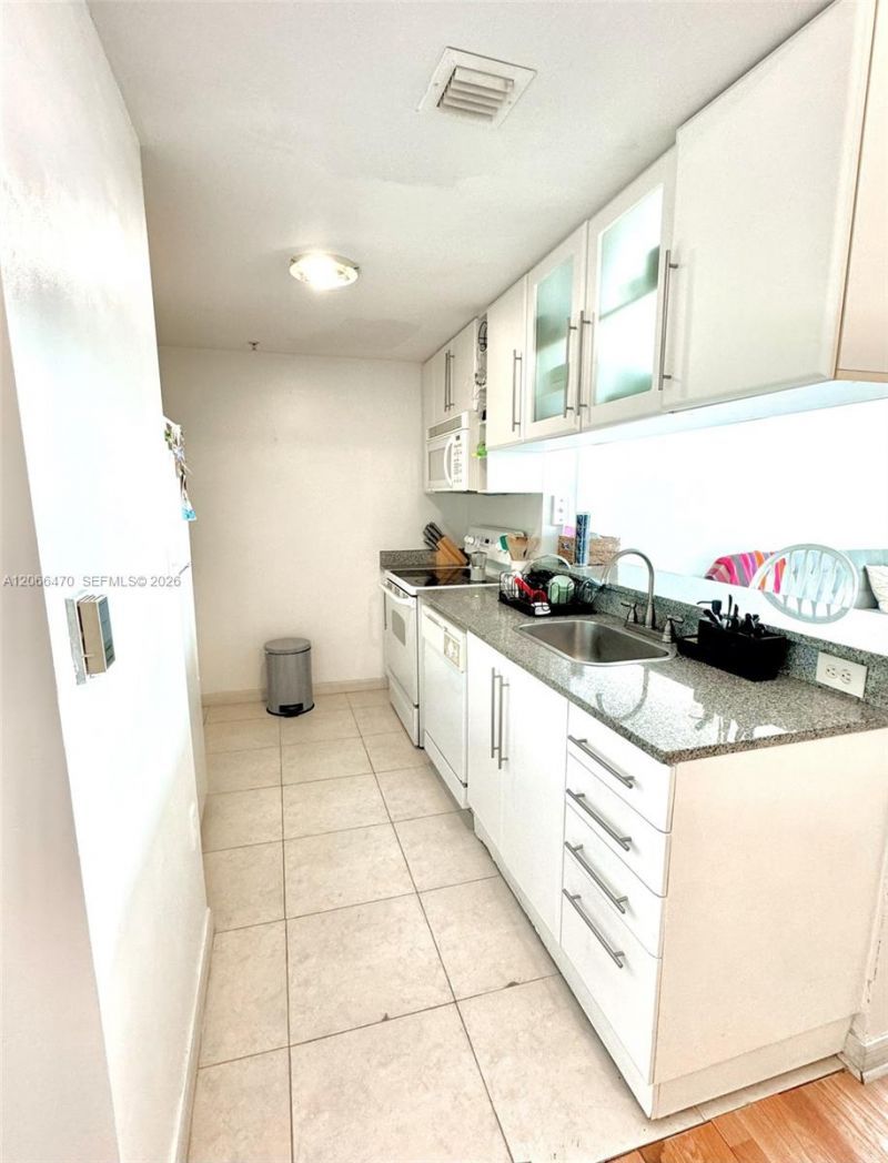 275 NE 18th St, Unit 2004, Miami, FL 33132 Photo
