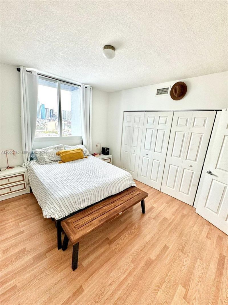 275 NE 18th St, Unit 2004, Miami, FL 33132 Photo