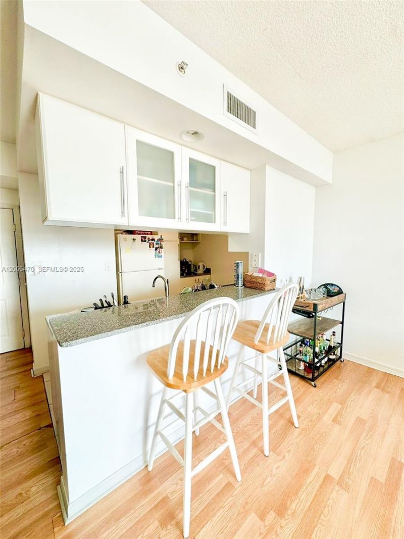 275 NE 18th St, Unit 2004, Miami, FL 33132 Photo