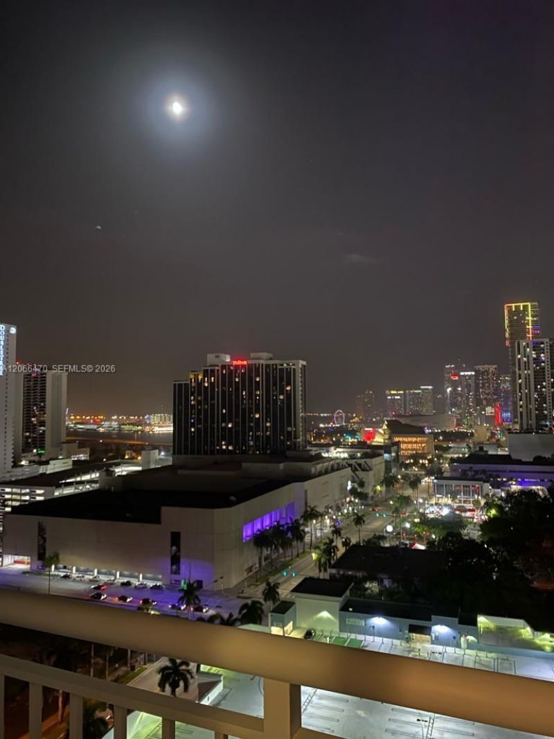 275 NE 18th St, Unit 2004, Miami, FL 33132 Photo