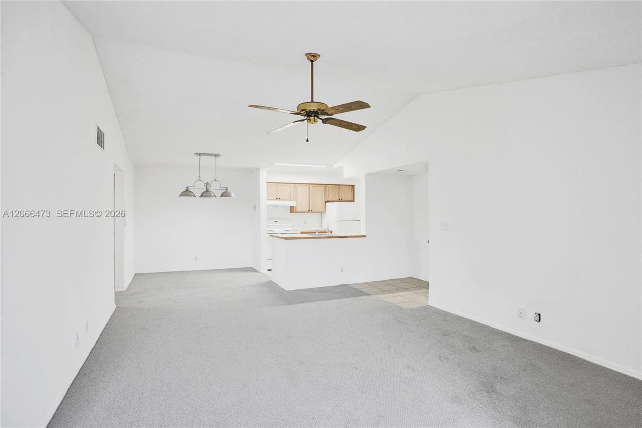 2796 S University Dr , Unit 2201, Davie, FL 33328 Photo