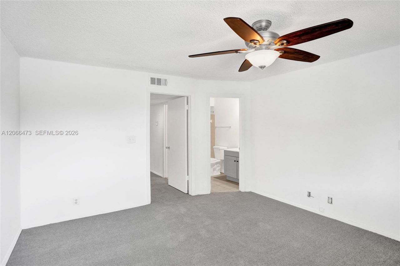 2796 S University Dr , Unit 2201, Davie, FL 33328 Photo