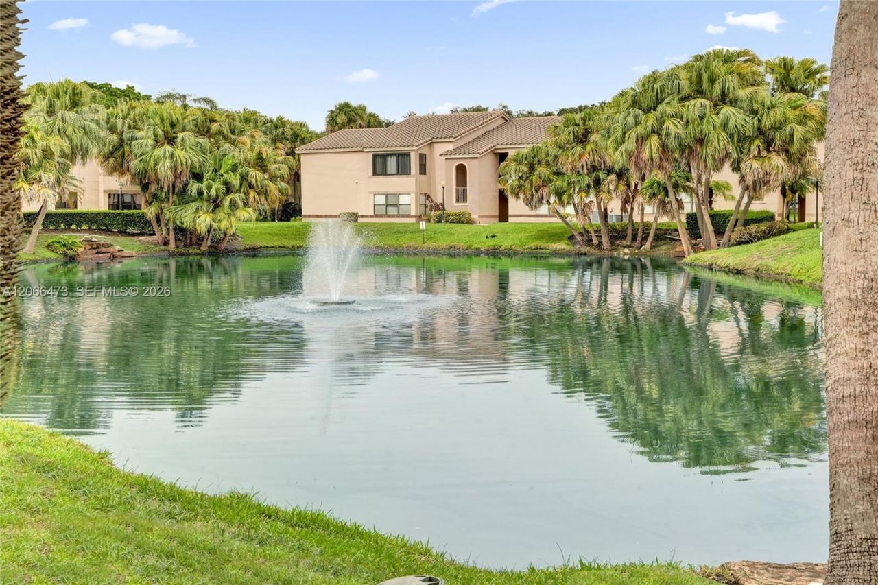 2796 S University Dr , Unit 2201, Davie, FL 33328 Photo