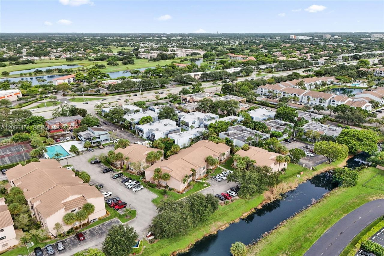 2796 S University Dr , Unit 2201, Davie, FL 33328 Photo